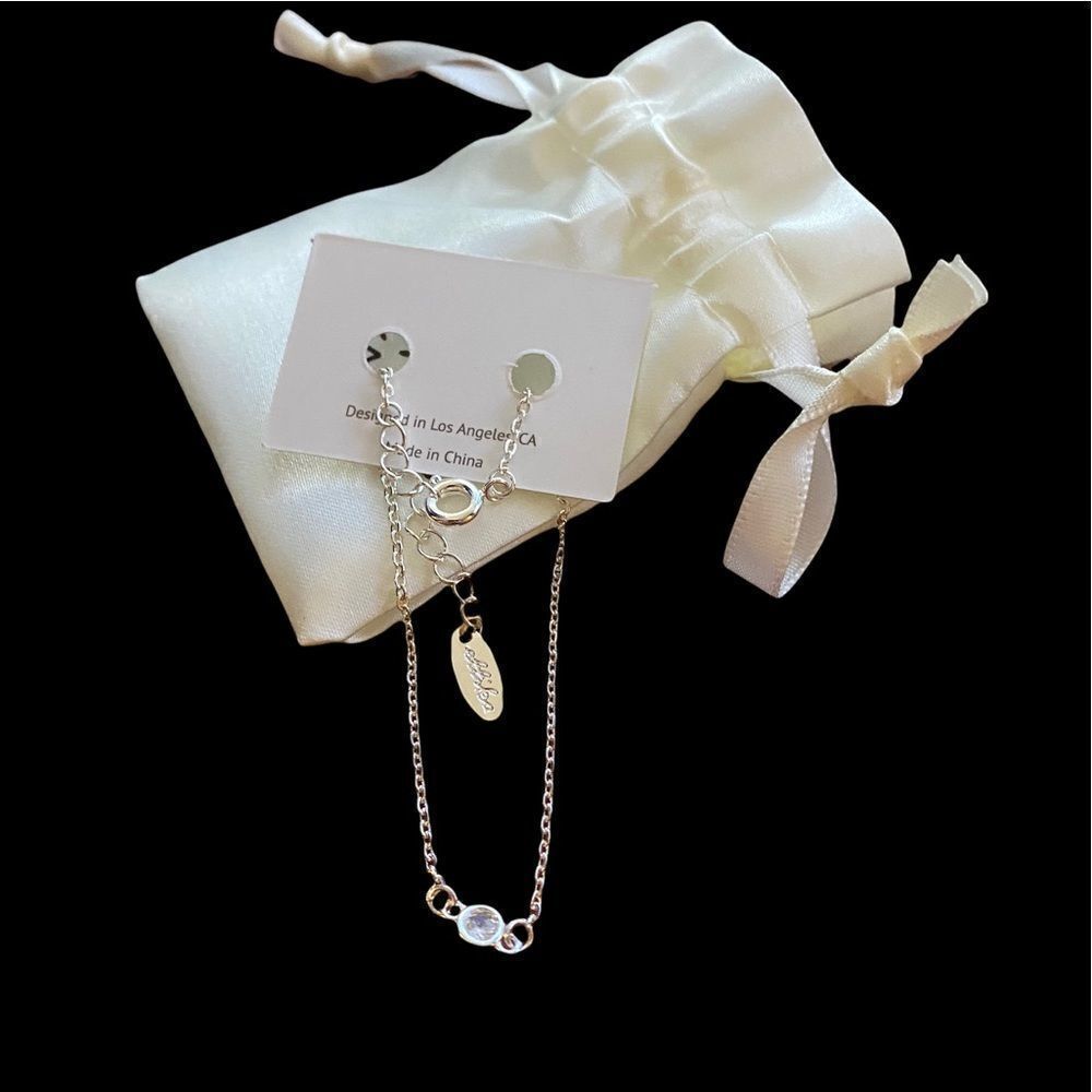 Single Stone Bracelet 